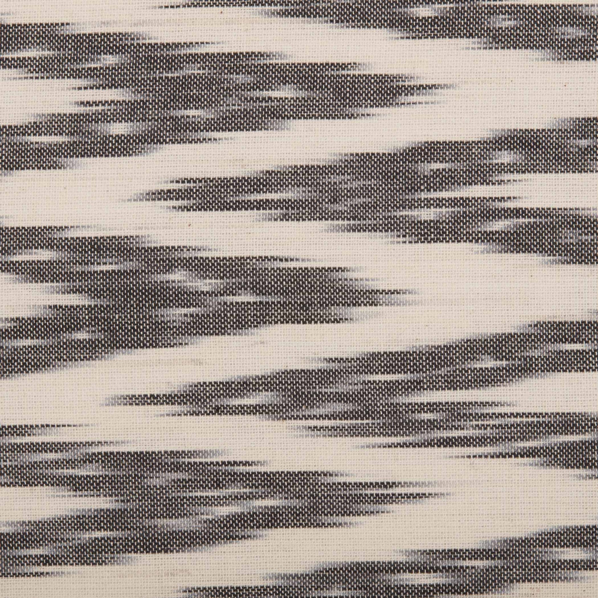 Jagged Table Runner Zoomed In