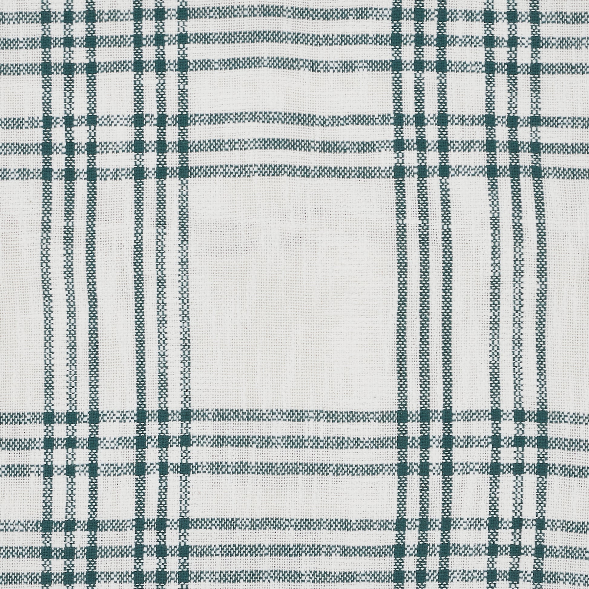 Pine Plaid Woven Blanket Zoomed In